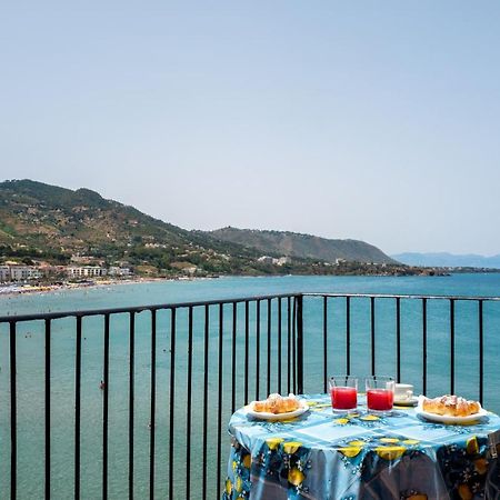 Lavatoioflats Casa Sul Mare E Sul Lavatoio Medievale A Чефалу Экстерьер фото